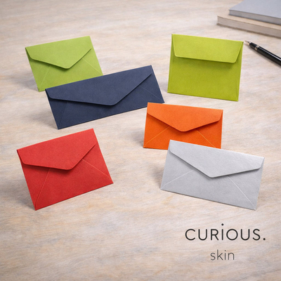 Curious Skin obálky